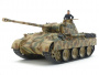 Немецкий танк Panther Ausf. D с фигурой командира, 1/48
