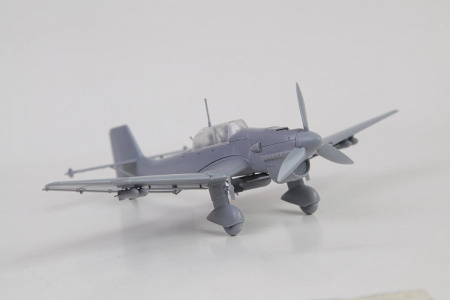 Немецкий бомбардировщик Юнкерс Ju-87B2, 1:72