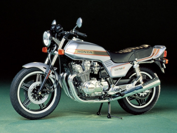 Мотоцикл Honda СВ750F, 1/12