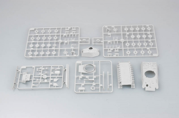 Немецкий танк Sd.Kfz.182 «Королевский Тигр» башня Порше, 1:72, [07202]