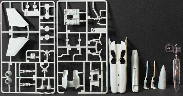 Самолет USN EA-18EG VAQ-141, 1/72