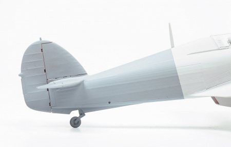 Британский истребитель "Хоукер Харрикейн IIC", 1:72