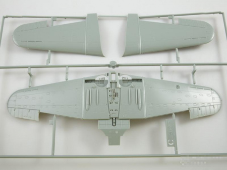 Авиация USMC SBD-1 Dauntless "Pearl Harbor" (1:48)
