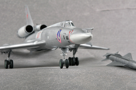 Советский тактический бомбардировщик Ту-22 "Блиндер", 1:72, [01695]