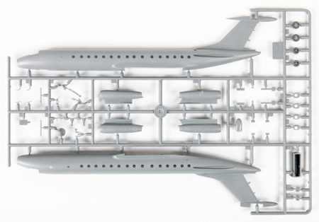Пассажирский авиалайнер Ту-134А/Б-3, 1:144