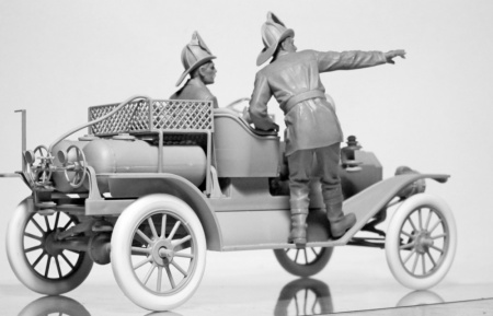 Экипаж американской пожарной машины (1910-е г.г.), 1:24, (24006)