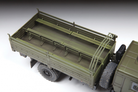 Российский двухосный грузовой автомобиль К-4350, 1:35