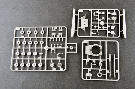 Немецкий тяжелый танк King Tiger (Porsche turret) с 105-мм орудием kwk L/68, 1:72, [07161]