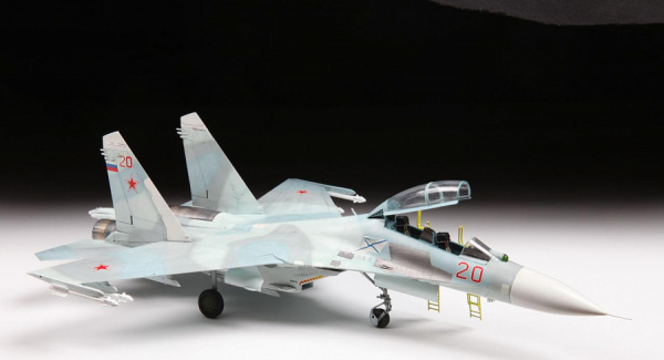 Российский учебно-боевой самолет "Су-27УБ", 1:72