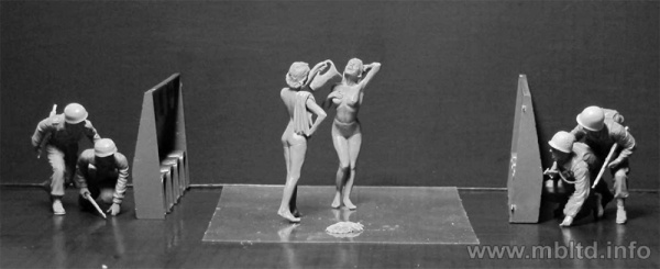 Фигуры Американские и немецкие десантники, юг Европы, 1944», 1:35, (MB35157)